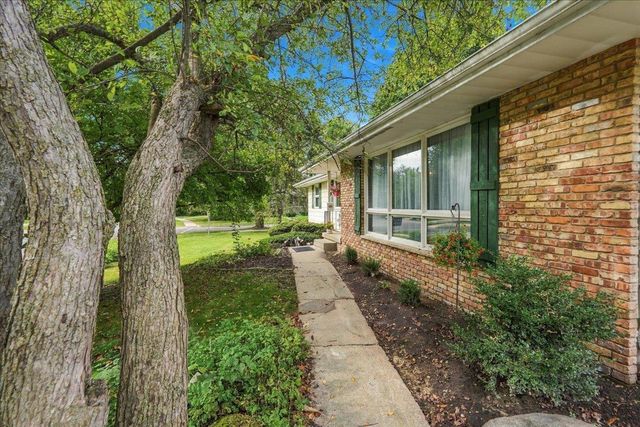 5302 Comanche Way, Madison, WI 53704