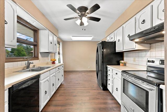 5302 Comanche Way, Madison, WI 53704