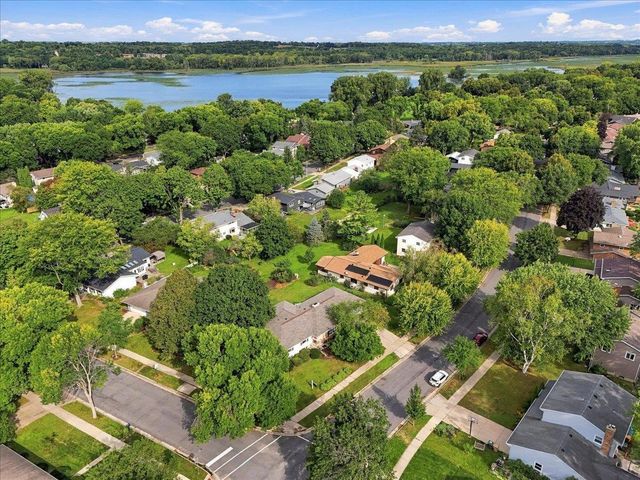5302 Comanche Way, Madison, WI 53704