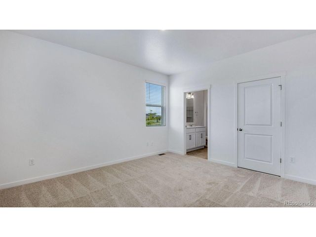 1018 Alpine St, Lochbuie, CO 80603