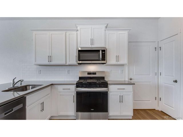 1018 Alpine St, Lochbuie, CO 80603