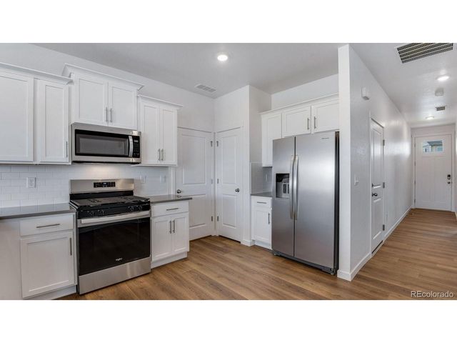 1018 Alpine St, Lochbuie, CO 80603