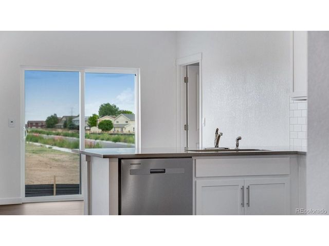 1018 Alpine St, Lochbuie, CO 80603