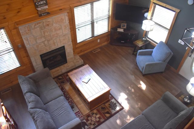 1722 Scenic Woods Way, Sevierville, TN 37876