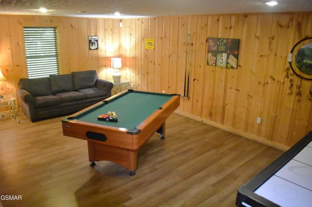 1722 Scenic Woods Way, Sevierville, TN 37876