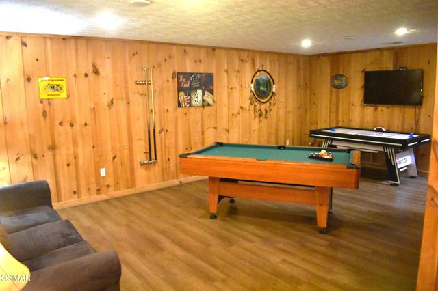 1722 Scenic Woods Way, Sevierville, TN 37876