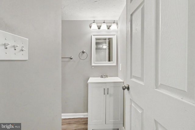 734 ELKWOOD DR, New Cumberland, PA 17070