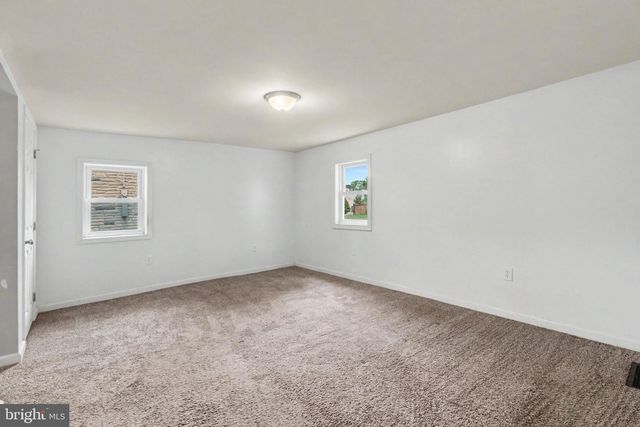 734 ELKWOOD DR, New Cumberland, PA 17070