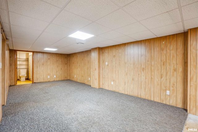 1025 N 13TH Street, Clinton, IA 52732