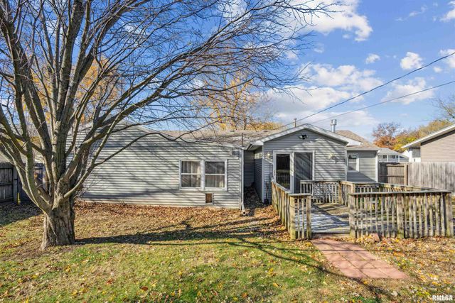 1025 N 13TH Street, Clinton, IA 52732