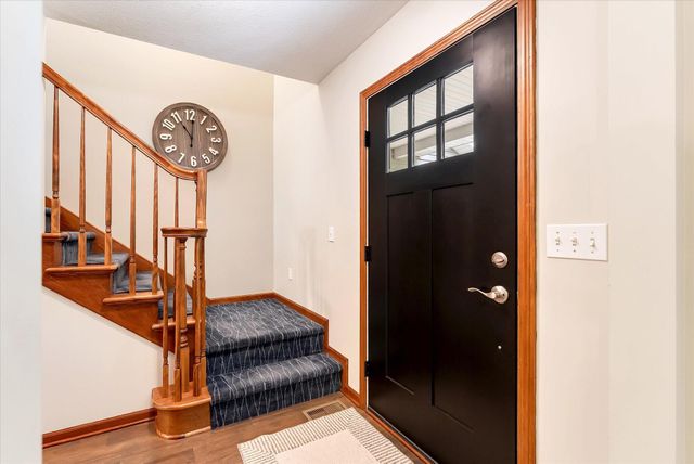 9447 Prairie Ridge Court, Blendon Twp, MI 49464
