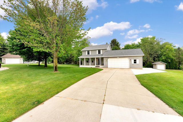 9447 Prairie Ridge Court, Blendon Twp, MI 49464