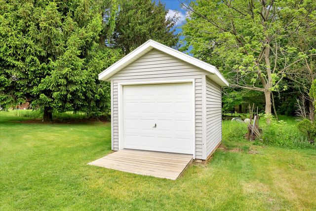 9447 Prairie Ridge Court, Blendon Twp, MI 49464