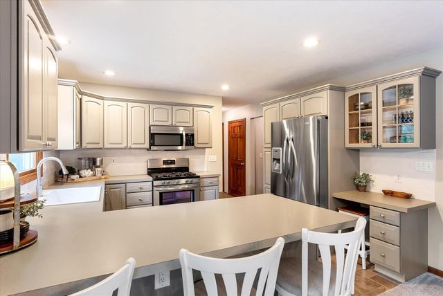 9447 Prairie Ridge Court, Blendon Twp, MI 49464