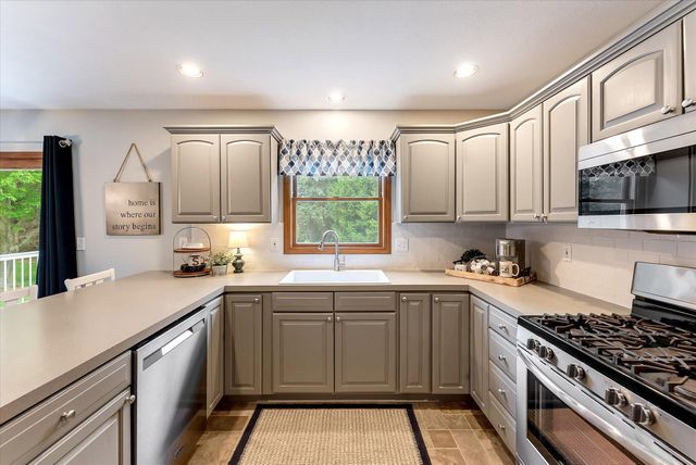 9447 Prairie Ridge Court, Blendon Twp, MI 49464