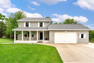 9447 Prairie Ridge Court, Blendon Twp, MI 49464