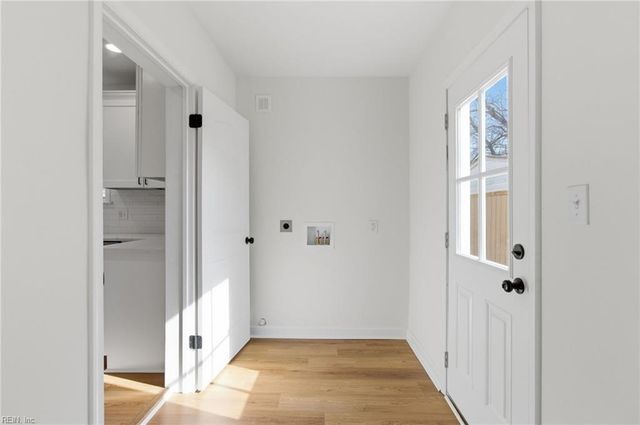 640 32nd ST, Newport News, VA 23607