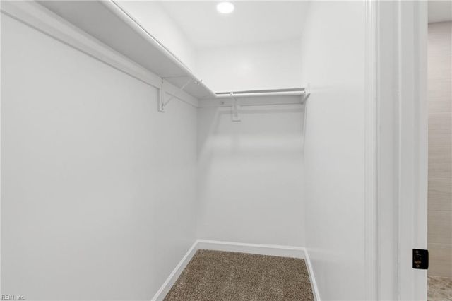 640 32nd ST, Newport News, VA 23607