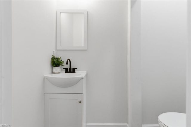 640 32nd ST, Newport News, VA 23607