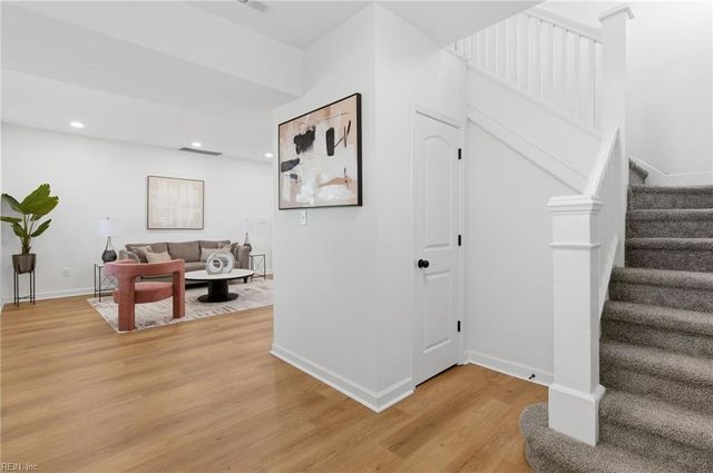 640 32nd ST, Newport News, VA 23607