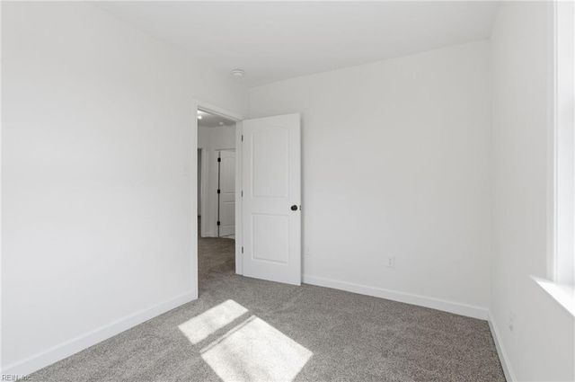 640 32nd ST, Newport News, VA 23607