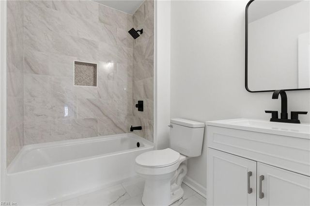 640 32nd ST, Newport News, VA 23607