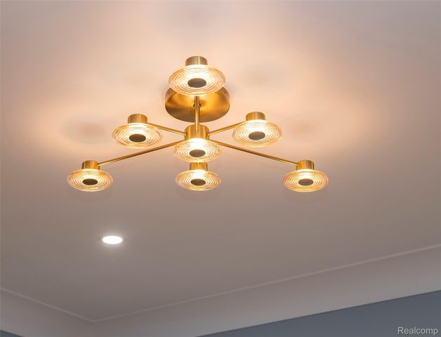 17240 Pontchartrain Blvd, Detroit, MI 48203