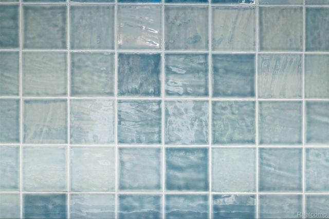 17240 Pontchartrain Blvd, Detroit, MI 48203