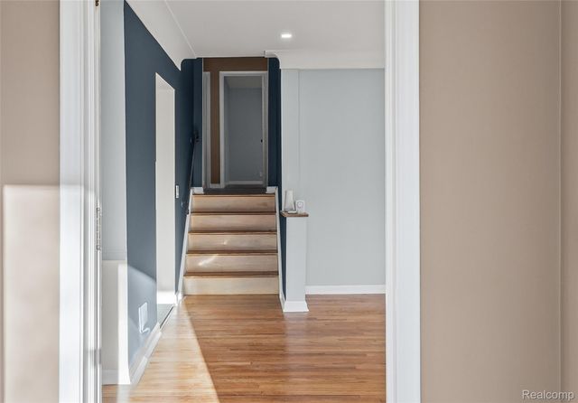 17240 Pontchartrain Blvd, Detroit, MI 48203