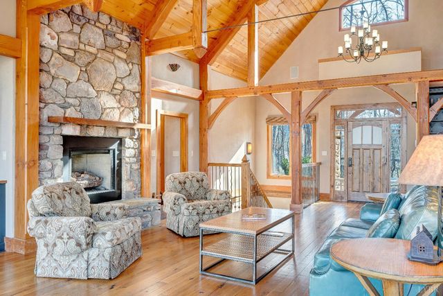 104 Arbor Lane, Huddleston, VA 24104