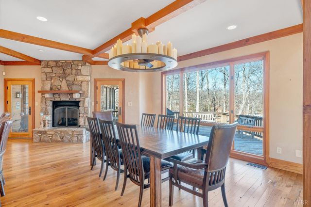 104 Arbor Lane, Huddleston, VA 24104