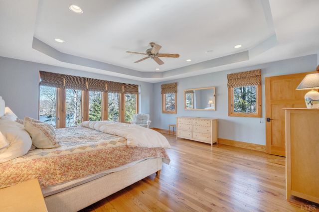 104 Arbor Lane, Huddleston, VA 24104