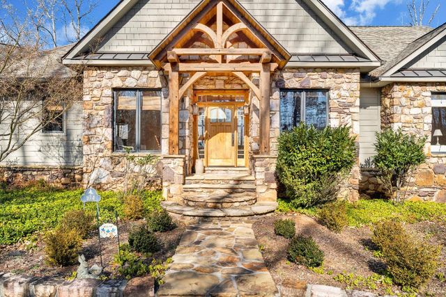 104 Arbor Lane, Huddleston, VA 24104