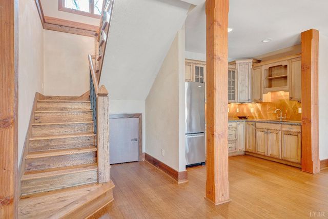 104 Arbor Lane, Huddleston, VA 24104