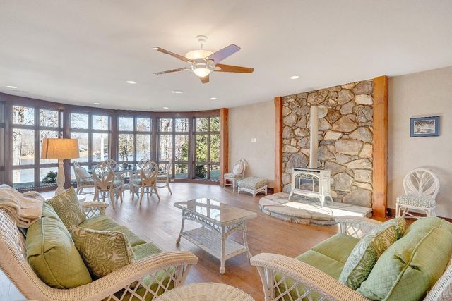 104 Arbor Lane, Huddleston, VA 24104