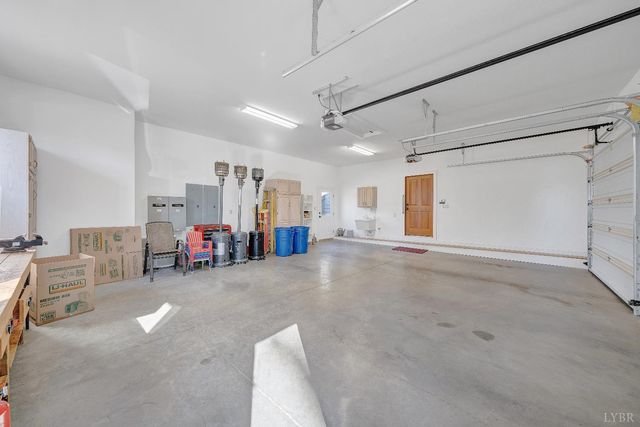 104 Arbor Lane, Huddleston, VA 24104