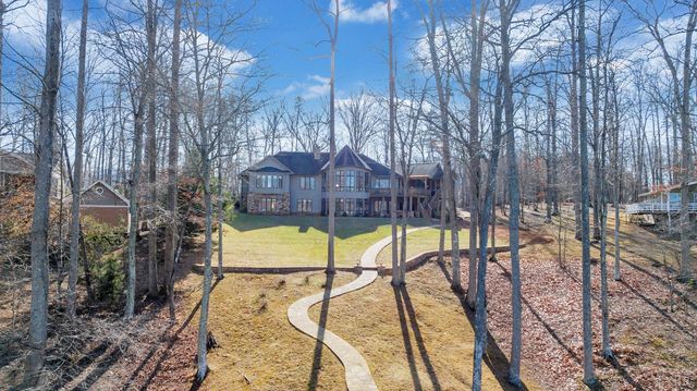 104 Arbor Lane, Huddleston, VA 24104