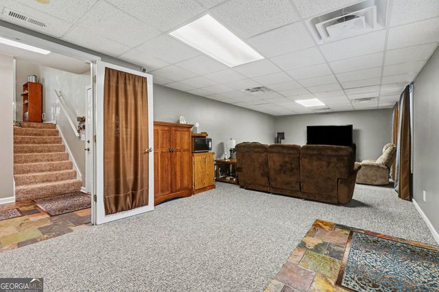 65 Indian Hills Drive, Rydal, GA 30171