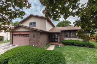 446 Galahad Road, Bolingbrook, IL 60440