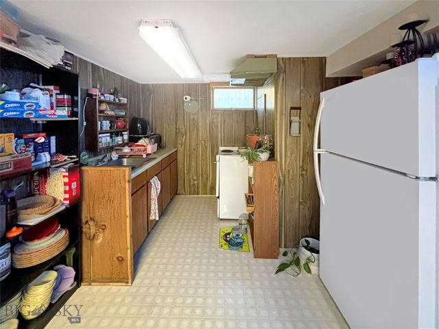 634 E Center Street, Dillon, MT 59725