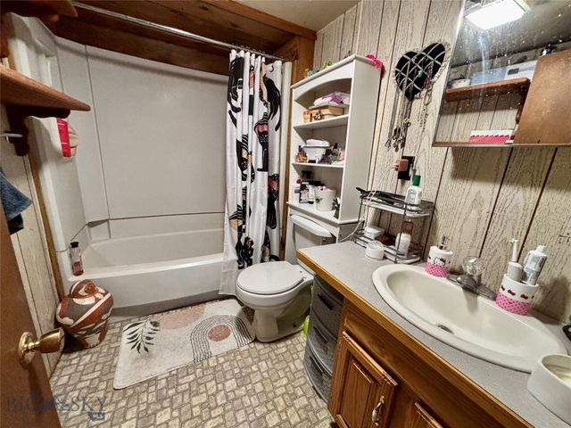 634 E Center Street, Dillon, MT 59725