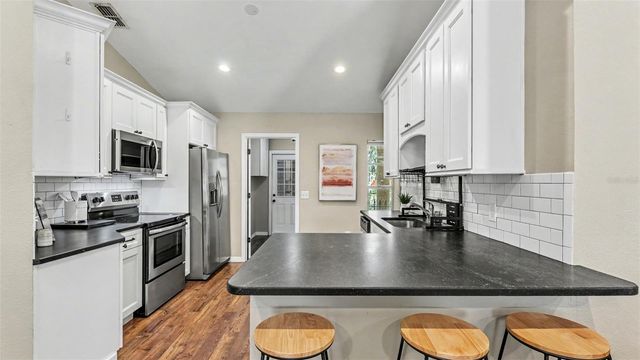 804 NESTLEWOOD COURT, Lakeland, FL 33813