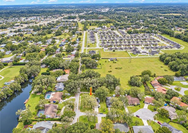 804 NESTLEWOOD COURT, Lakeland, FL 33813