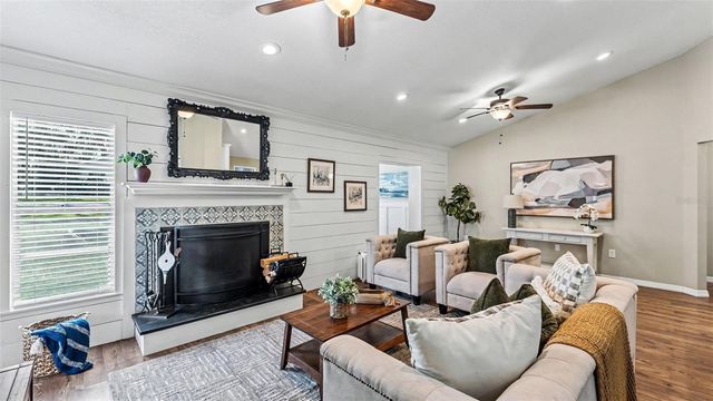 804 NESTLEWOOD COURT, Lakeland, FL 33813