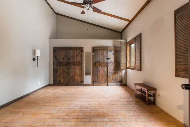 16 Bobolink Lane, Tijeras, NM 87059