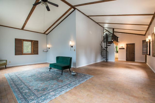 16 Bobolink Lane, Tijeras, NM 87059