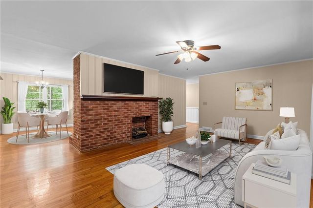 206 Ridley Dr, Carrollton, GA 30117