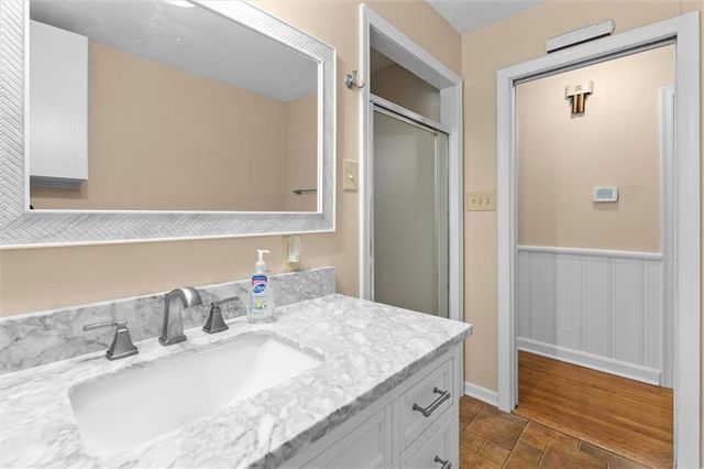 206 Ridley Dr, Carrollton, GA 30117