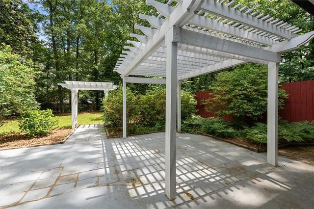 206 Ridley Dr, Carrollton, GA 30117
