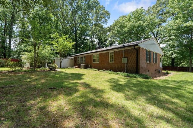 206 Ridley Dr, Carrollton, GA 30117